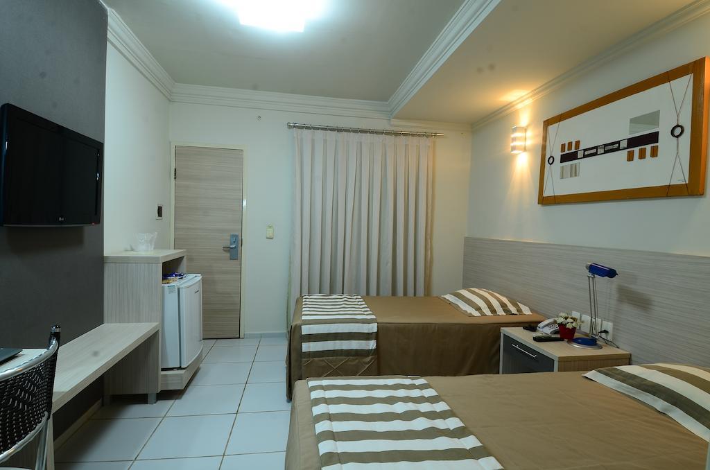 Vitoria Palace Hotel Mossoro Ruang foto